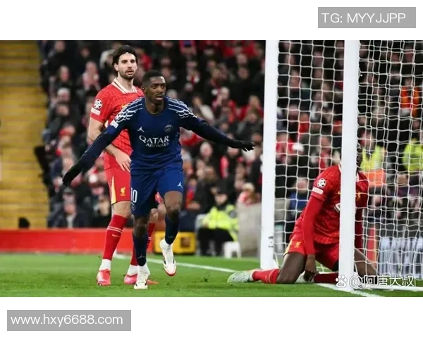 欧冠激战巴黎圣日耳曼与那不勒斯战平帽子戏法引发热议与转会传闻