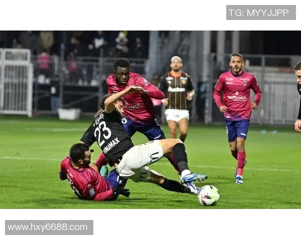 国王杯激战那不勒斯与阿森纳0比0平红牌事件引发全场热议分析战术细节