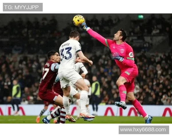 中超热刺惊险逆转那不勒斯四比三引发转会热议全场沸腾