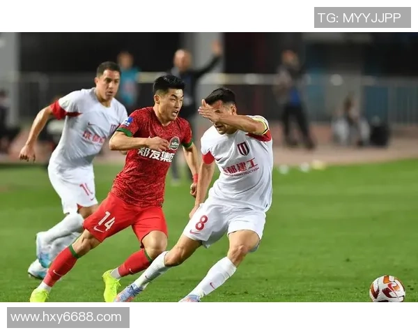 中超激战莱比锡与曼联平局点球大战引发全场狂欢