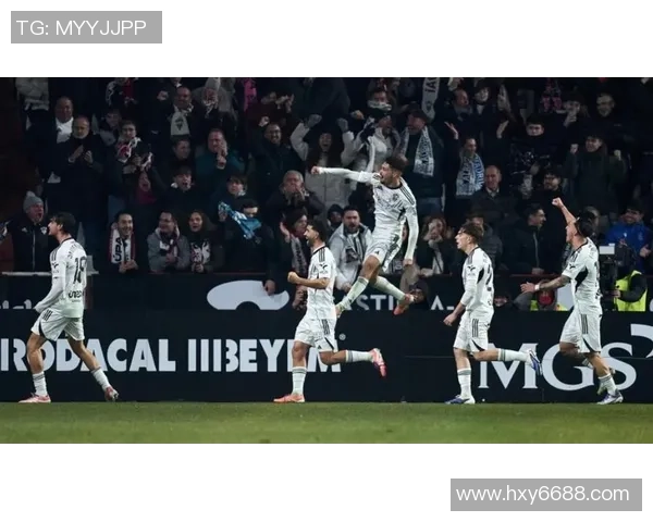 国王杯惊现冷门巴黎圣日耳曼3-0莱比锡绝杀瞬间震撼全场 国王杯惊现冷门巴黎圣日耳曼3-0莱比锡绝杀瞬间震撼全场