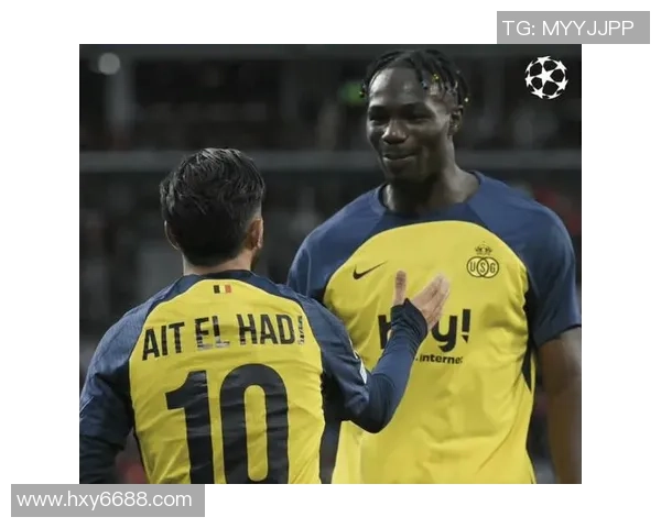 西甲赛场惊现冷门巴黎圣日耳曼狂胜尤文图斯引发全场震撼 西甲赛场惊现冷门巴黎圣日耳曼狂胜尤文图斯引发全场震撼