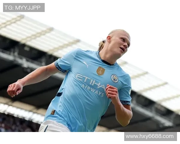 英超精彩对决曼联主场大胜尤文图斯帽子戏法点燃全场激情