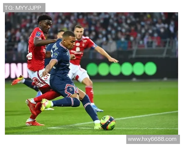 中超精彩对决曼联逆转巴黎圣日耳曼神奇扑救点燃全场激情